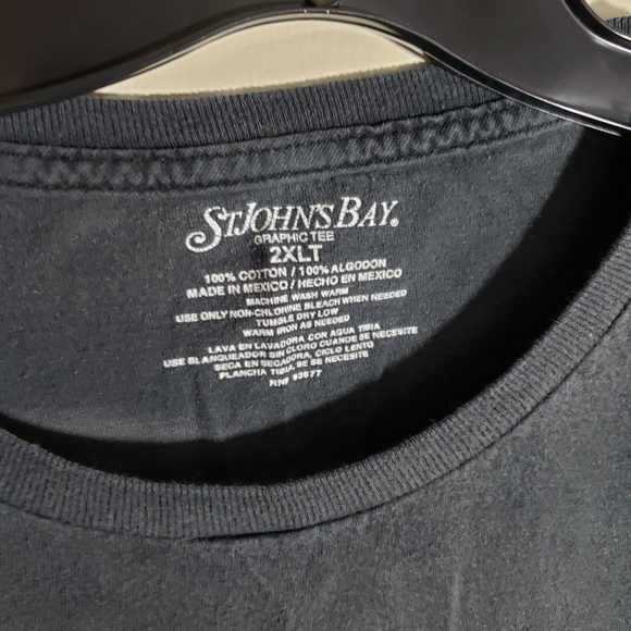 Tee Shirt - Picture 2 of 5